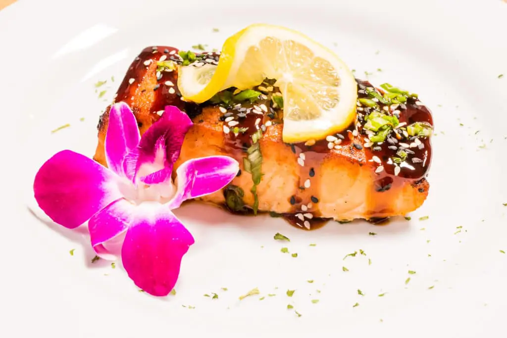 Buffet Entrée: Teriyaki Salmon