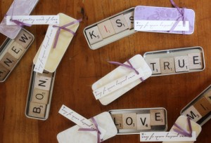 diy-scrabble-favors